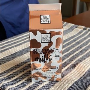 Glow Milk highlighter